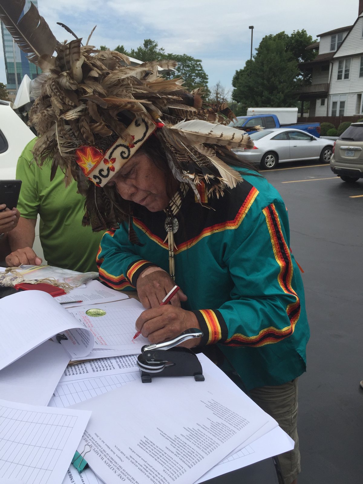 Signing the treaty, 11 July 2016