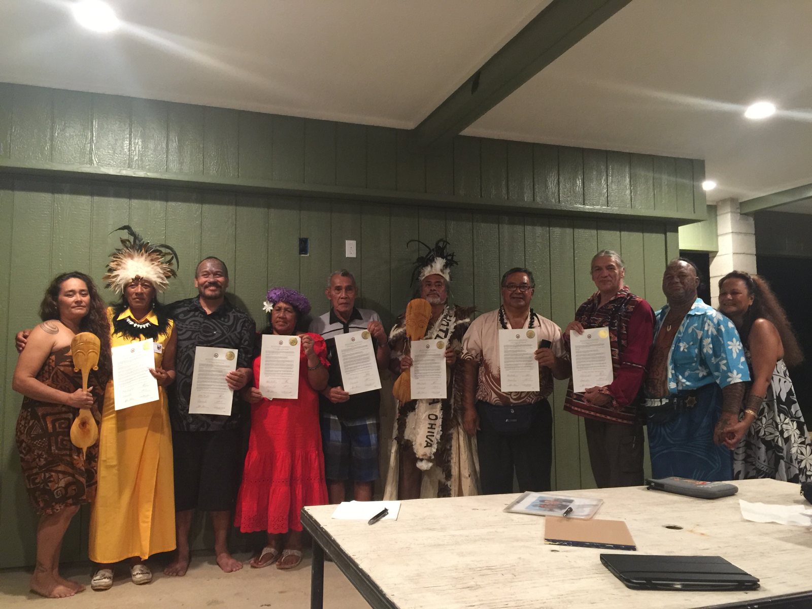 Signing ceremony, 13 November 2015