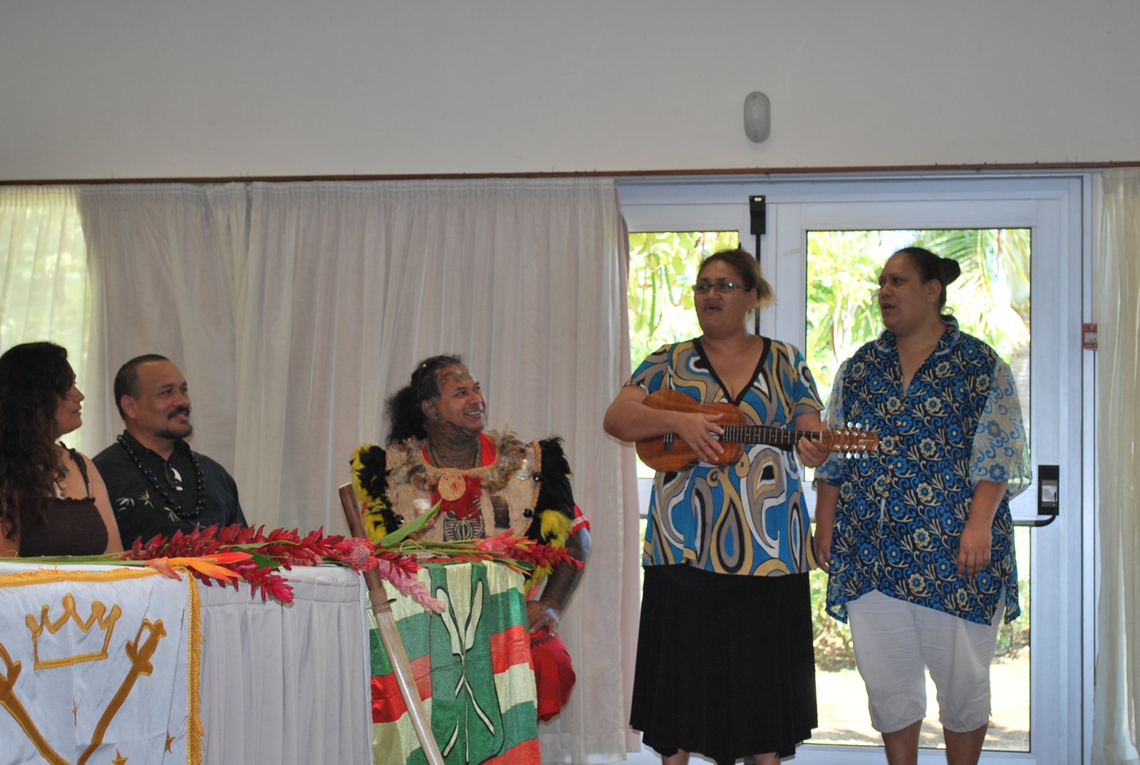 Tahitian sisters serenade the delegation with Hawaiian songs, Tahiti, September 2011